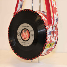 Charger l&#39;image dans la galerie, Sac à main Juke Box en disque vinyle 45 tours. Rouge à fleurs/Coluche
