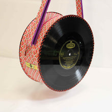 Charger l&#39;image dans la galerie, Sac à main Oldies en disque vinyle 25 cm. Rouge/ Decca
