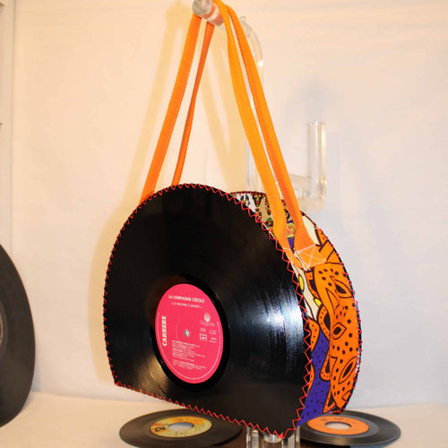 Sac à main artisanal en disque vinyle et tissu coloré